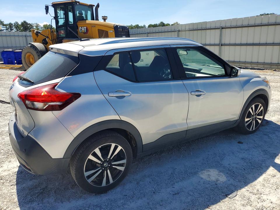 68476166 :رقم المزاد ، 3N1CP5CV9LL479123 vin ، 2020 Nissan Kicks مزاد بيع