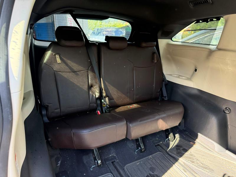 70011276 :رقم المزاد ، 5TDESKFC4PS086014 vin ، 2023 Toyota Sienna مزاد بيع