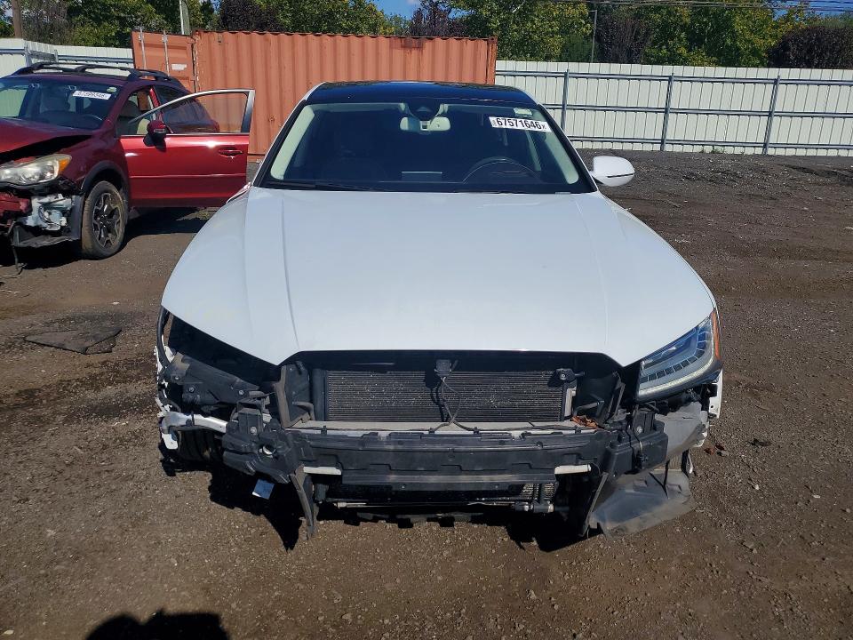 67571646 :رقم المزاد ، WAU43AFD9GN005202 vin ، 2016 Audi A8 مزاد بيع