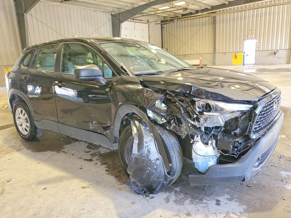 68680516 :رقم المزاد ، 7MUAAAAG9SV142694 vin ، 2025 Toyota Corolla Cross مزاد بيع