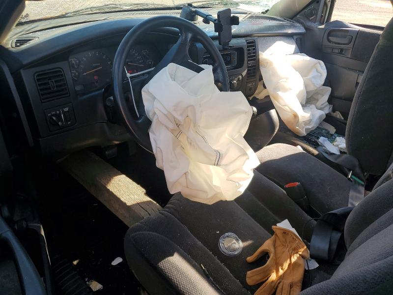 2001 Dodge Dakota მანქანა იყიდება აუქციონზე, vin: 1B7FL26X91S273977, აუქციონის ნომერი: 68175076