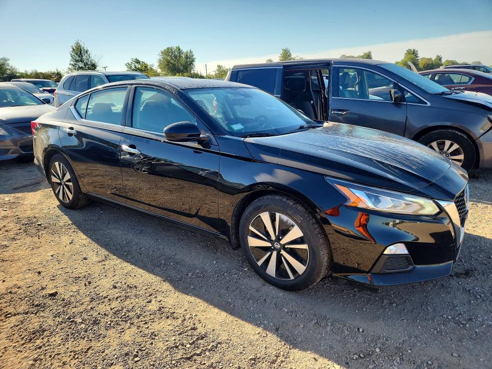 Продажа на аукционе авто 2022 Nissan Altima, vin: 1N4BL4DV8NN322981, номер лота: 68274256