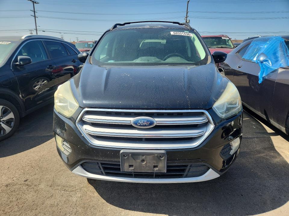 2017 Ford Escape მანქანა იყიდება აუქციონზე, vin: 1FMCU0GD9HUA95068, აუქციონის ნომერი: 68551436
