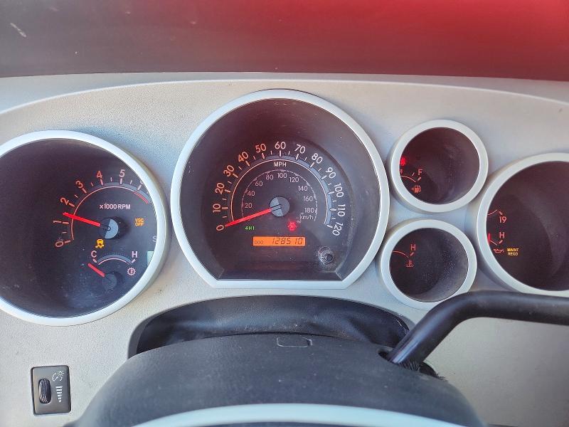 Aukcja sprzedaży 2008 Toyota Tundra, vin: 5TFCV54128X008585, numer aukcji: 70181276