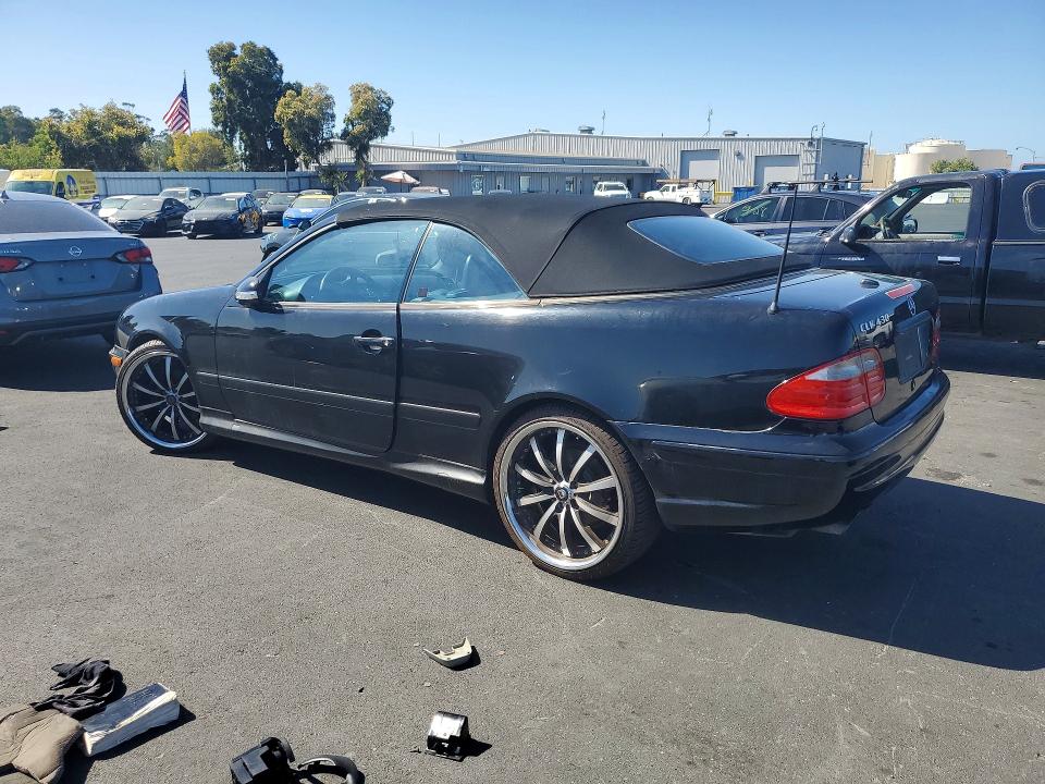 70870906 :رقم المزاد ، WDBLK70G5YT034702 vin ، 2000 Mercedes-benz Clk مزاد بيع