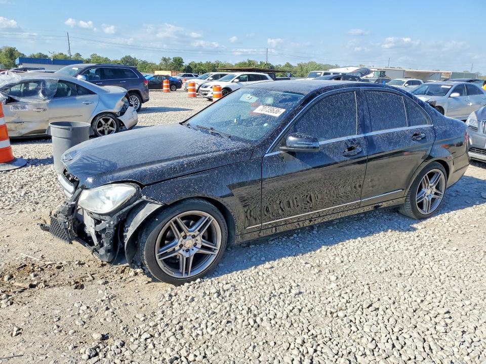Продажа на аукционе авто 2012 Mercedes-benz C, vin: WDDGF8BBXCA655636, номер лота: 70739636