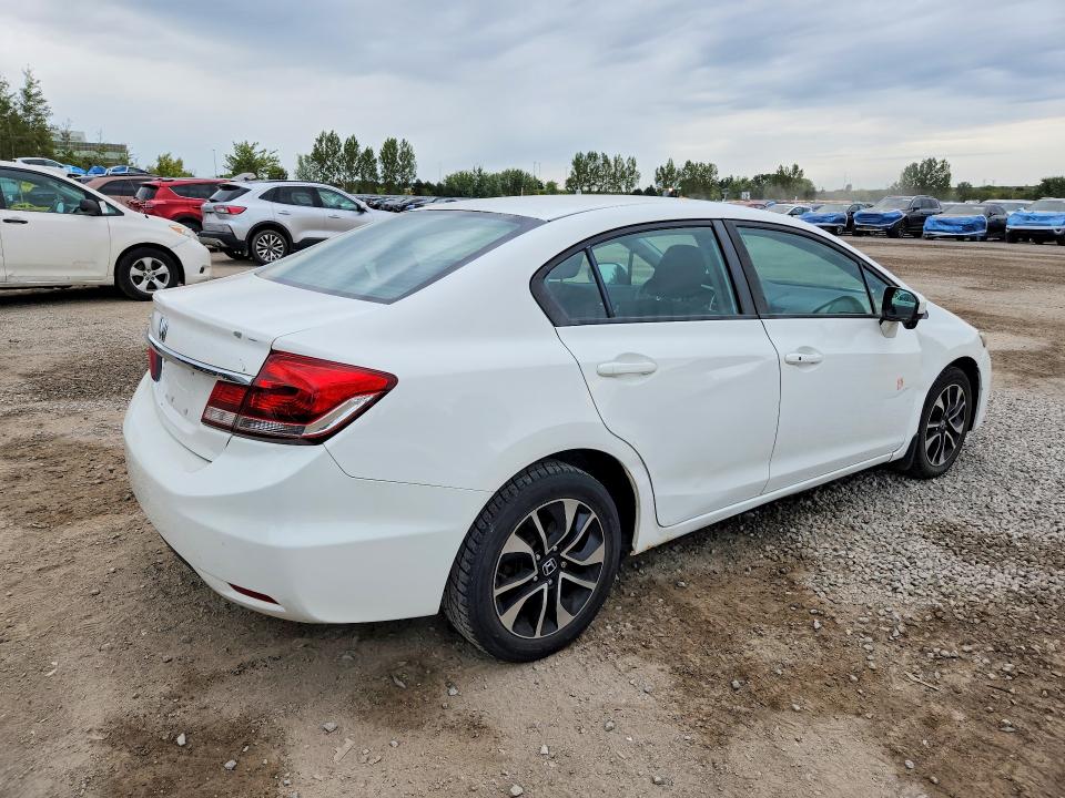 Продажа на аукционе авто 2015 Honda Civic, vin: 2HGFB2F58FH053831, номер лота: 68842626