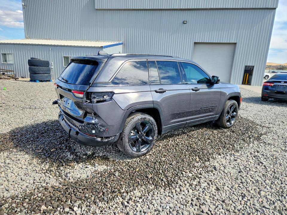 2026 Jeep Grand Cherokee მანქანა იყიდება აუქციონზე, vin: 1C4RJHBRXTC221686, აუქციონის ნომერი: 69614606