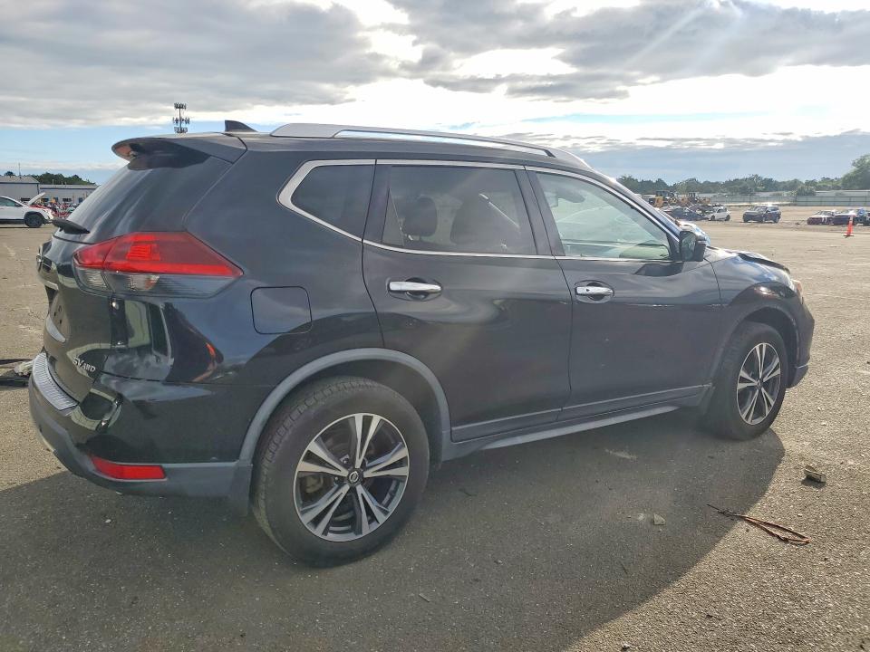 2019 Nissan Rogue მანქანა იყიდება აუქციონზე, vin: JN8AT2MV4KW394877, აუქციონის ნომერი: 71068736