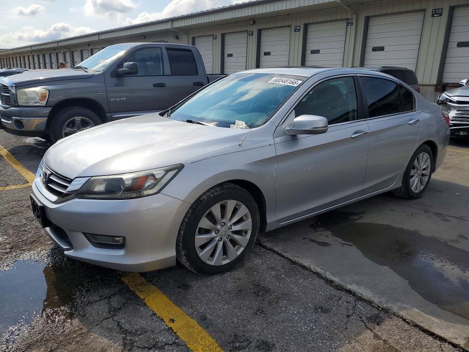 Продажа на аукционе авто 2013 Honda Accord, vin: 1HGCR2F70DA147830, номер лота: 68548166