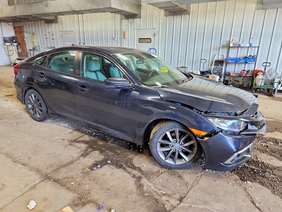 68604776 :رقم المزاد ، 19XFC1F34KE000926 vin ، 2019 Honda Civic مزاد بيع