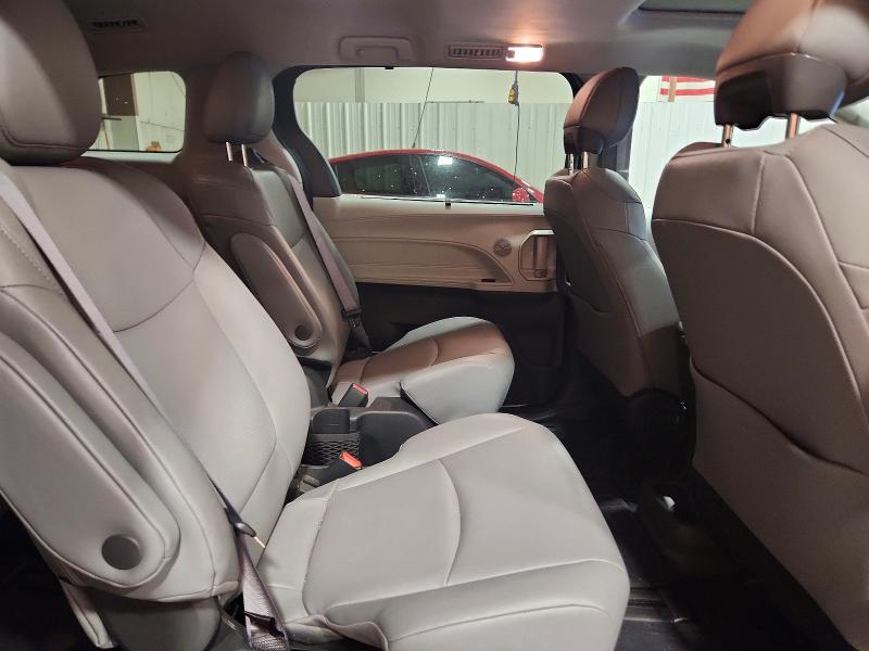 68552816 :رقم المزاد ، 5TDJSKFCXPS093936 vin ، 2023 Toyota Sienna مزاد بيع