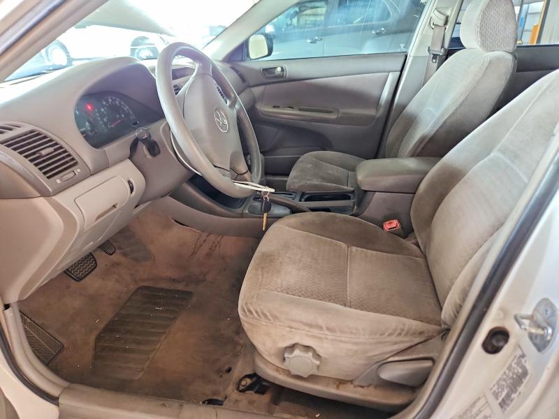 2002 Toyota Camry მანქანა იყიდება აუქციონზე, vin: 4T1BE32K02U078070, აუქციონის ნომერი: 70893586