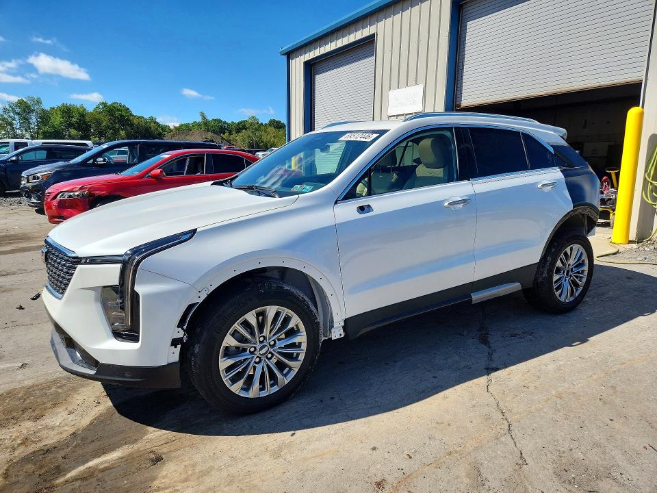 2025 Cadillac Xt4 მანქანა იყიდება აუქციონზე, vin: 1GYFZDR48SF125321, აუქციონის ნომერი: 69512446