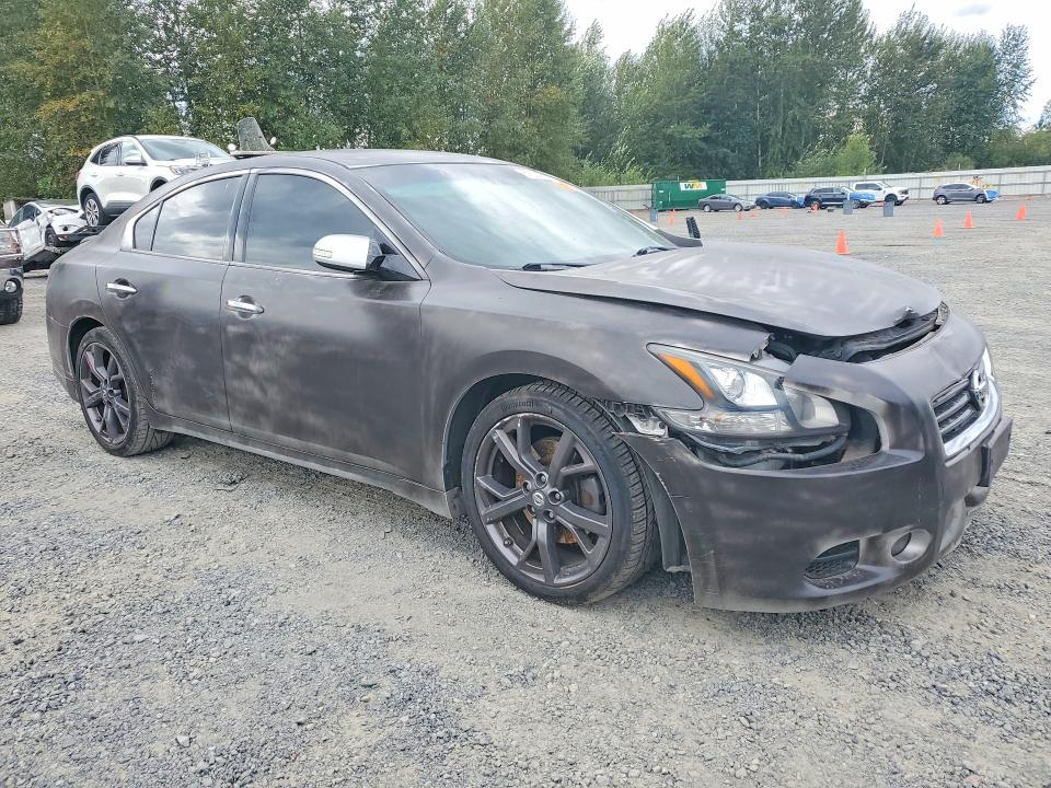 67524526 :رقم المزاد ، 1N4AA5AP5EC464648 vin ، 2014 Nissan Maxima مزاد بيع