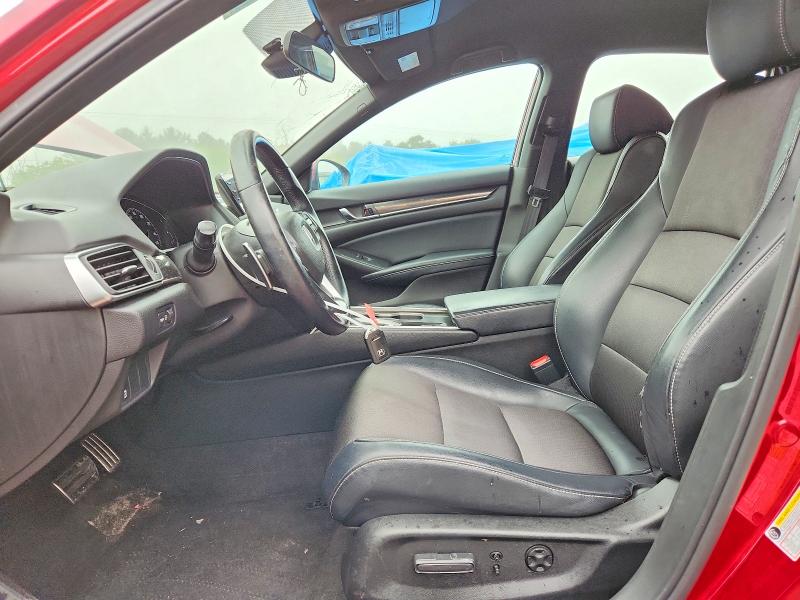 69382326 :رقم المزاد ، 1HGCV1F39JA054710 vin ، 2018 Honda Accord مزاد بيع