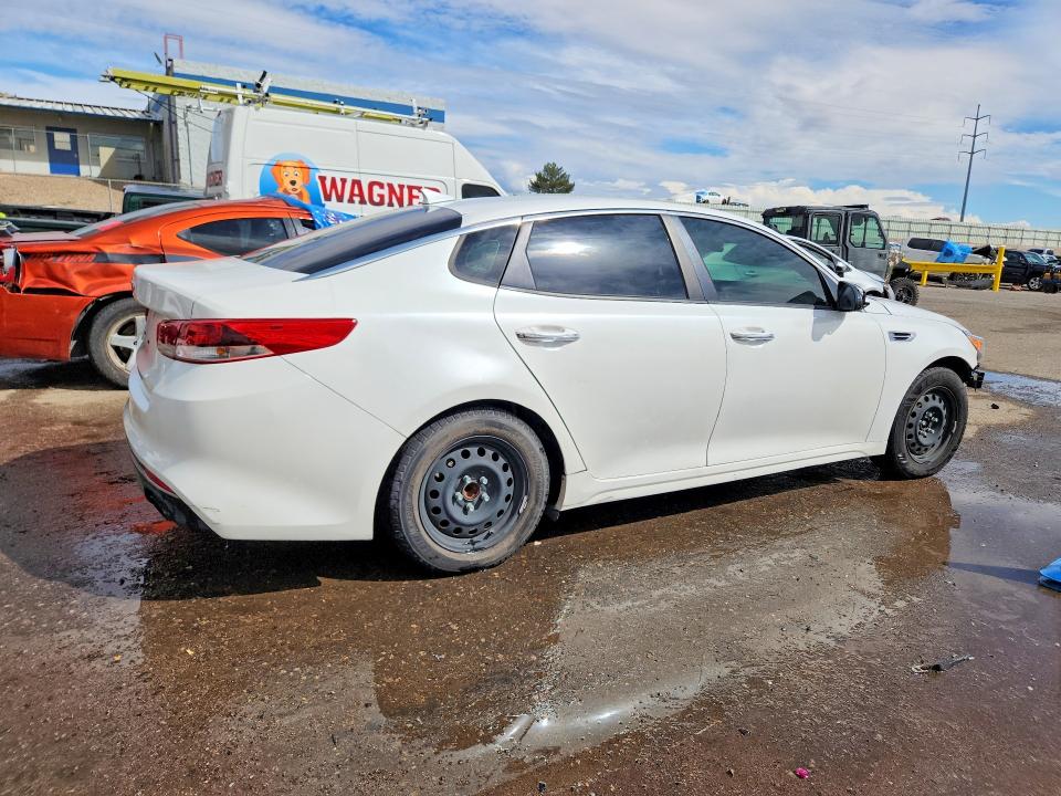 Продаж на аукціоні авто 2016 Kia Optima, vin: KNAGT4L32G5072993, номер лоту: 64704396