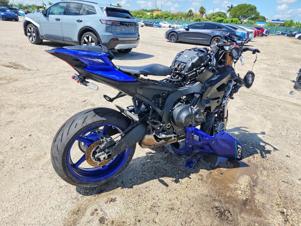 67784356 :رقم المزاد ، JYARNA3E4TA003130 vin ، 2026 Yamaha Yzf890 مزاد بيع