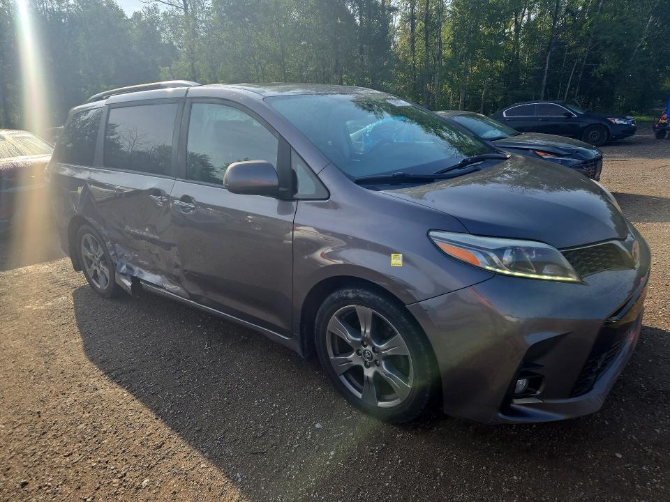 Продаж на аукціоні авто 2018 Toyota Sienna, vin: 5TDXZ3DC0JS954806, номер лоту: 67417906