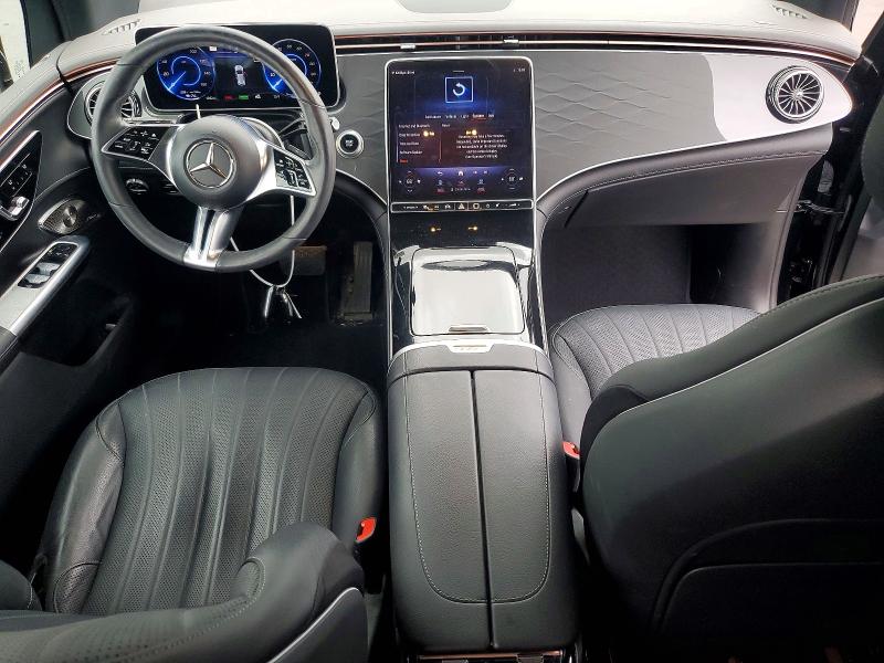 69224336 :رقم المزاد ، 4JGGM1CB1PA029996 vin ، 2023 Mercedes-benz Eqe Suv مزاد بيع