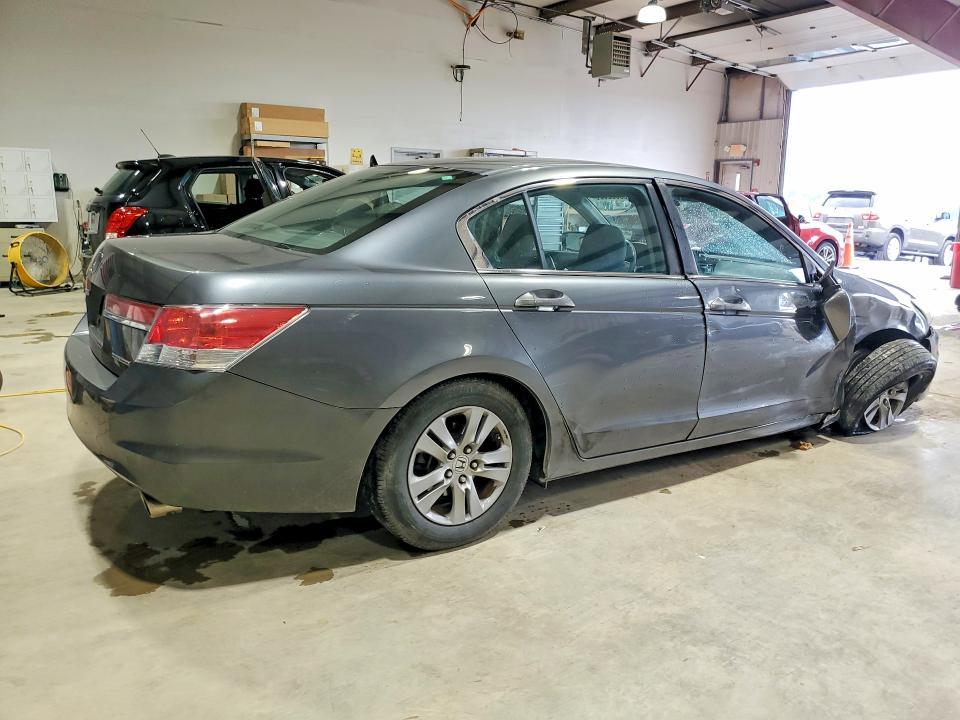 Продаж на аукціоні авто 2011 Honda Accord, vin: 1HGCP2F67BA048464, номер лоту: 69582626