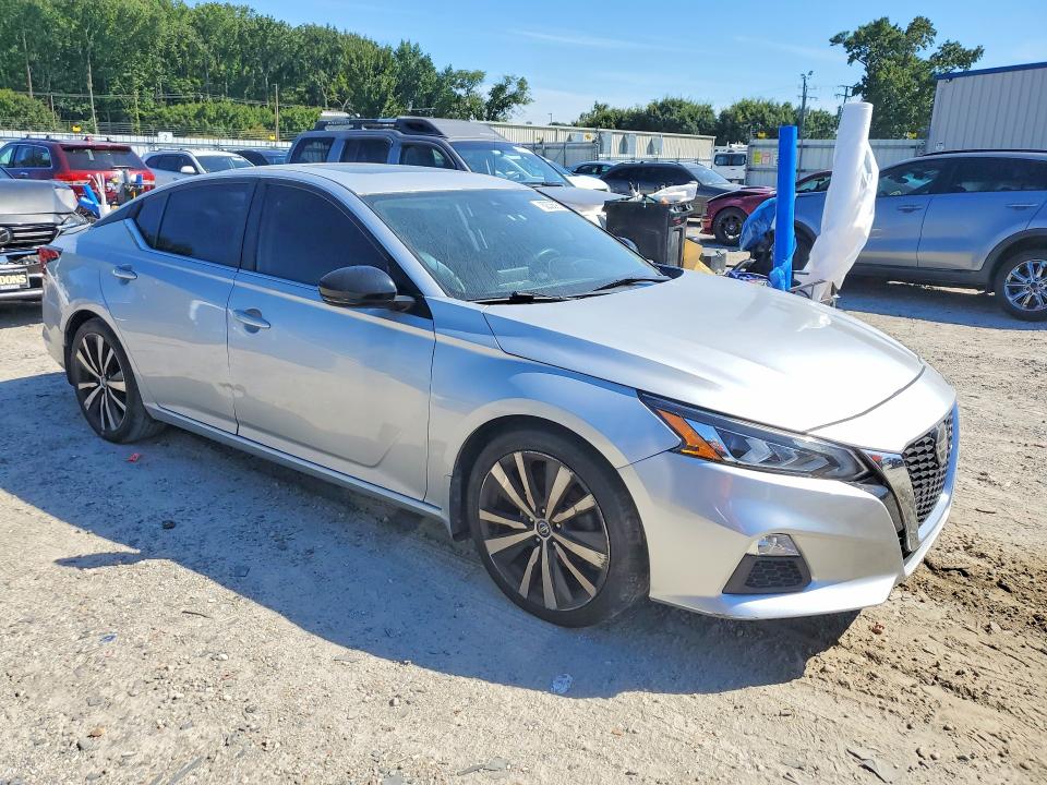 68233696 :رقم المزاد ، 1N4AL4CV7LC114726 vin ، 2020 Nissan Altima مزاد بيع