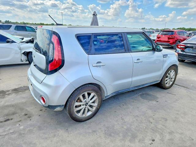 2017 Kia Soul მანქანა იყიდება აუქციონზე, vin: KNDJP3A54H7418723, აუქციონის ნომერი: 70595816