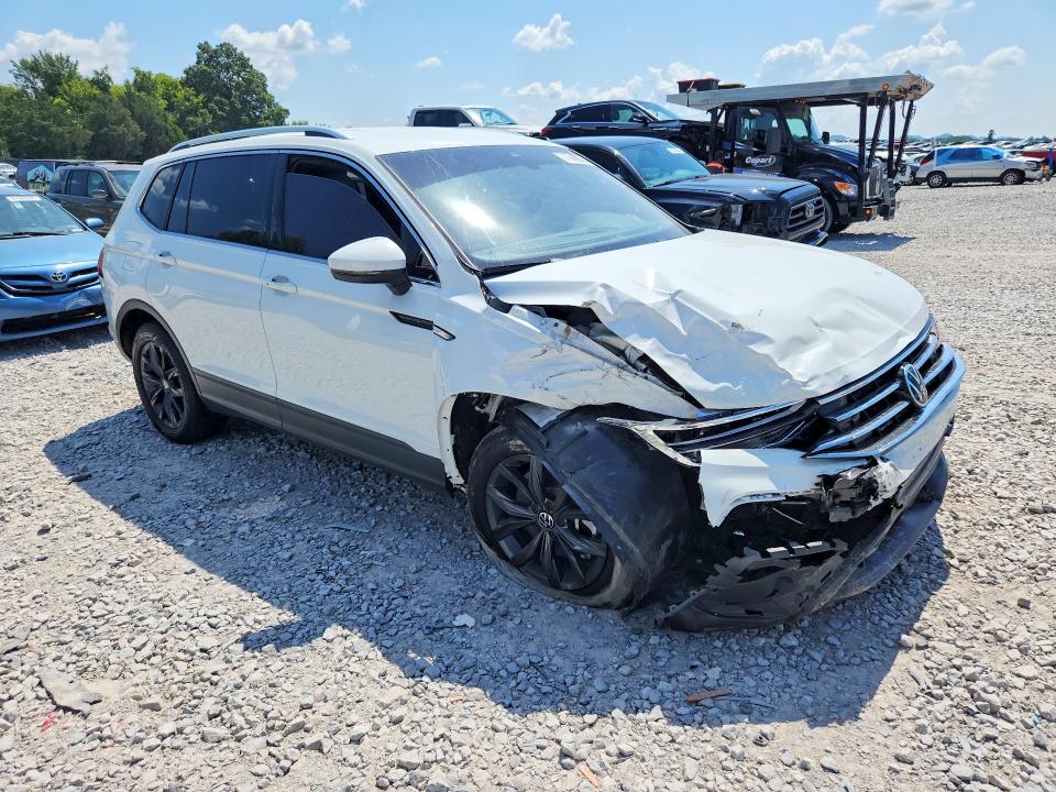 67660976 :رقم المزاد ، 3VV2B7AX5RM068216 vin ، 2024 Volkswagen Tiguan مزاد بيع