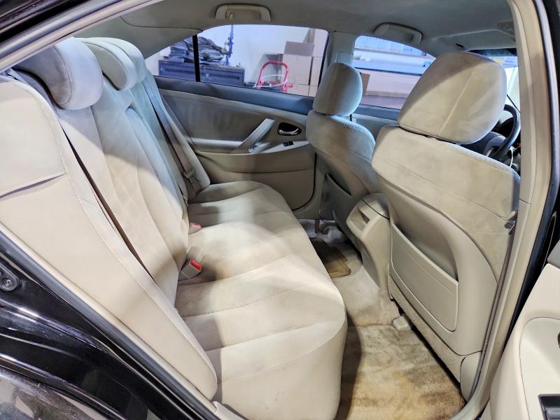 70631646 :رقم المزاد ، 4T1BE46K49U409453 vin ، 2009 Toyota Camry مزاد بيع