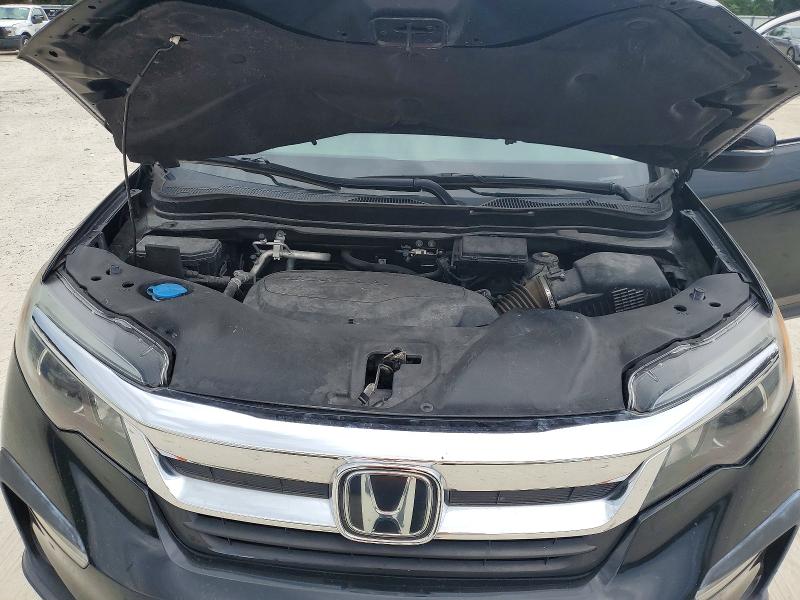Auction sale of the 2021 Honda Pilot, vin: 5FNYF5H50MB015071        , lot number: 69222836