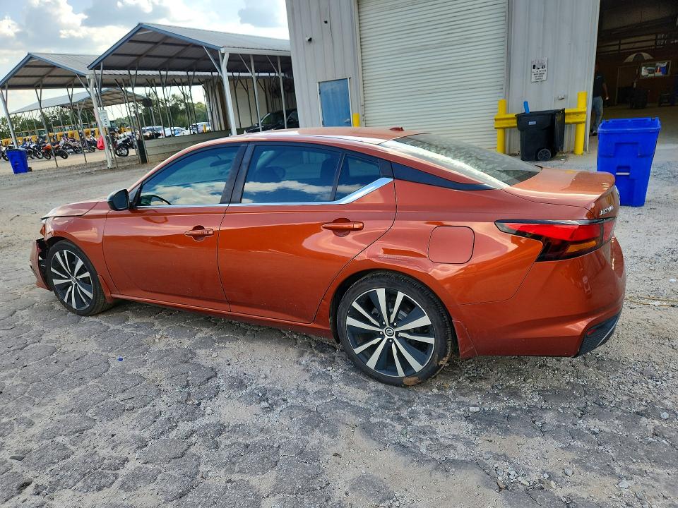 67591536 :رقم المزاد ، 1N4BL4CV1KC176464 vin ، 2019 Nissan Altima مزاد بيع