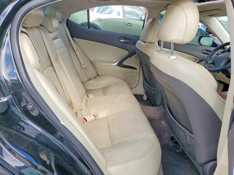 2011 Lexus Is მანქანა იყიდება აუქციონზე, vin: JTHCE5C2XB5001136, აუქციონის ნომერი: 70835356