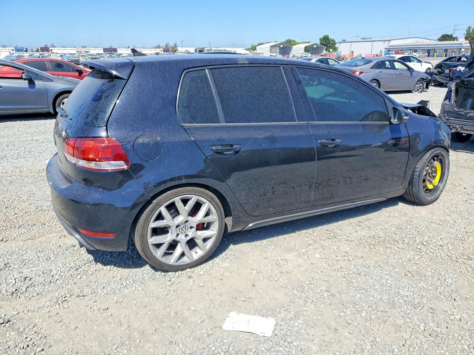 2013 Volkswagen Gti მანქანა იყიდება აუქციონზე, vin: WVWHV7AJ7DW128100, აუქციონის ნომერი: 67386996