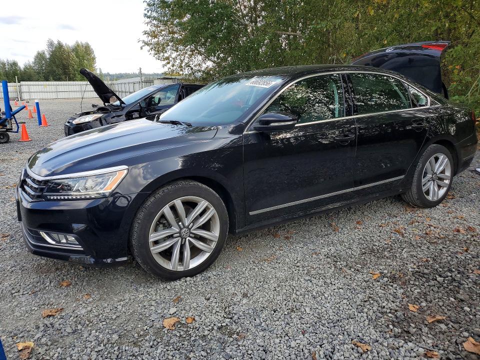 Продажа на аукционе авто 2017 Volkswagen Passat, vin: 1VWGT7A36HC067698, номер лота: 68692856