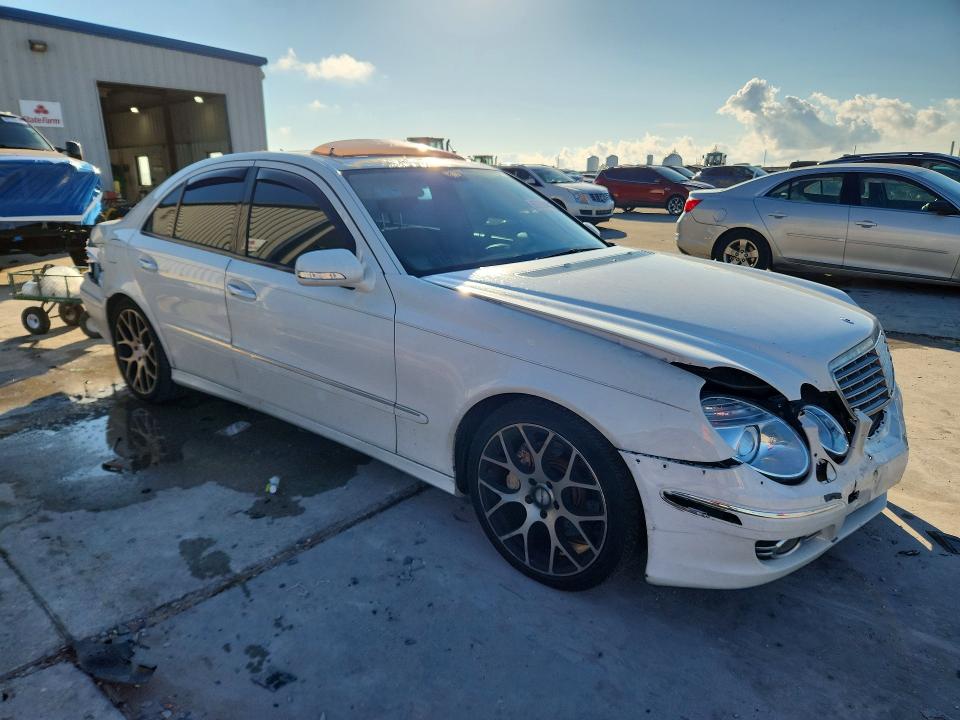 67268486 :رقم المزاد ، WDBUF56X08B309872 vin ، 2008 Mercedes-benz E مزاد بيع