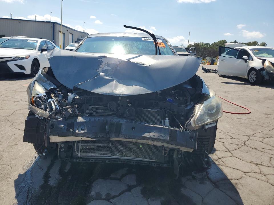 2015 Nissan Altima მანქანა იყიდება აუქციონზე, vin: 1N4AL3AP7FC483749, აუქციონის ნომერი: 68683366