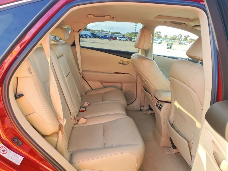 69864006 :رقم المزاد ، 2T2BK1BA8AC039503 vin ، 2010 Lexus Rx مزاد بيع