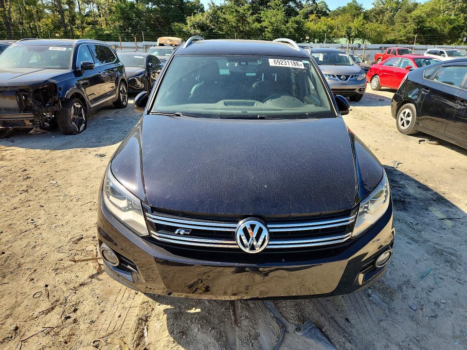 69231186 :رقم المزاد ، WVGBV3AX0EW109422 vin ، 2014 Volkswagen Tiguan مزاد بيع