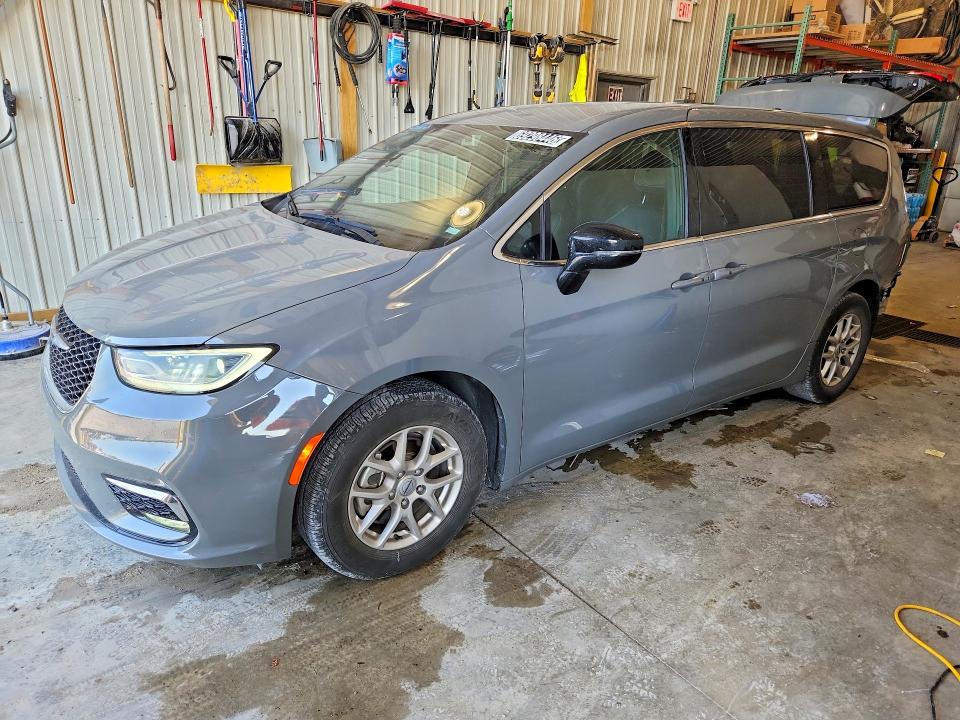 Auction sale of the 2025 Chrysler Pacifica, vin: 2C4RC1BG4SR511251, lot number: 69298446