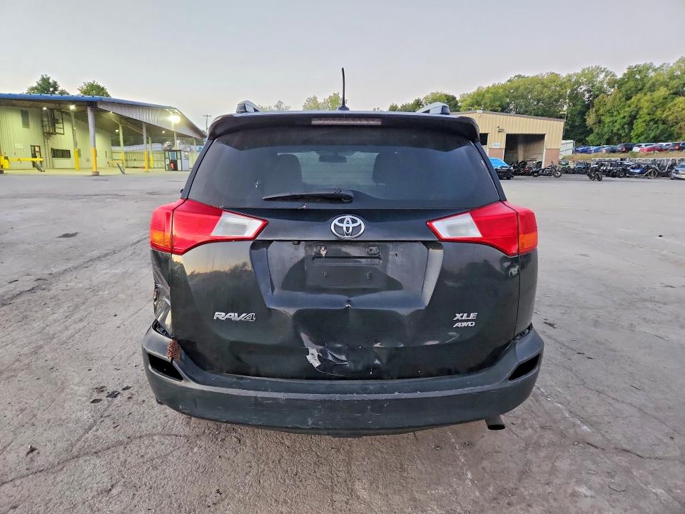 2015 Toyota Rav4 მანქანა იყიდება აუქციონზე, vin: 2T3RFREV0FW310457, აუქციონის ნომერი: 69524776
