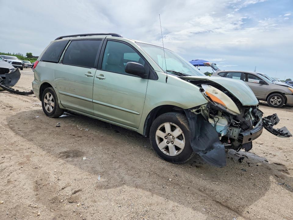 2010 Toyota Sienna მანქანა იყიდება აუქციონზე, vin: 5TDKK4CC2AS299943, აუქციონის ნომერი: 68308396