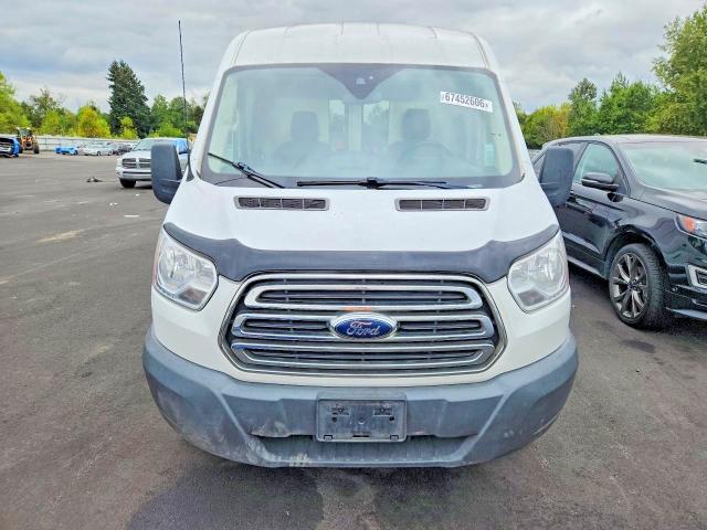 67452606 :رقم المزاد ، 1FTYR2CG4JKA32369 vin ، 2018 Ford Transit مزاد بيع