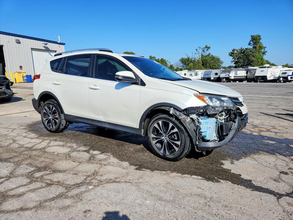 68205266 :رقم المزاد ، JTMDFREVXFD134394 vin ، 2015 Toyota Rav4 مزاد بيع