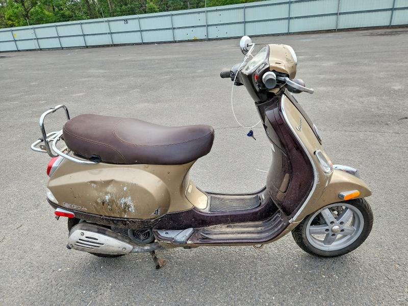 67593256 :رقم المزاد ، ZAPM688F4B5000787 vin ، 2011 Vespa Lx مزاد بيع