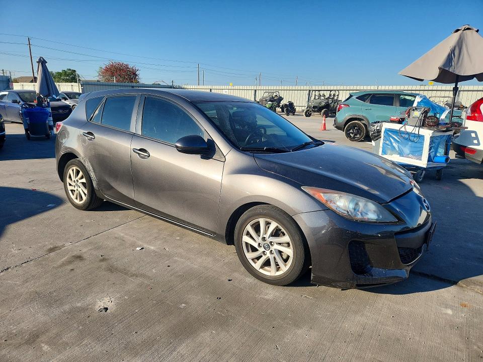67936336 :رقم المزاد ، JM1BL1L70D1784856 vin ، 2013 Mazda 3 مزاد بيع