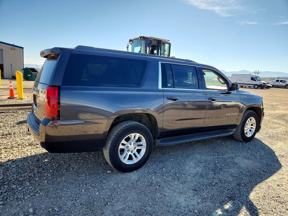 2016 Chevrolet Suburban მანქანა იყიდება აუქციონზე, vin: 1GNSKHKC6GR440617, აუქციონის ნომერი: 70812056
