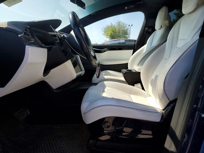 66900386 :رقم المزاد ، 5YJXCAE23GF012967 vin ، 2016 Tesla Model X مزاد بيع