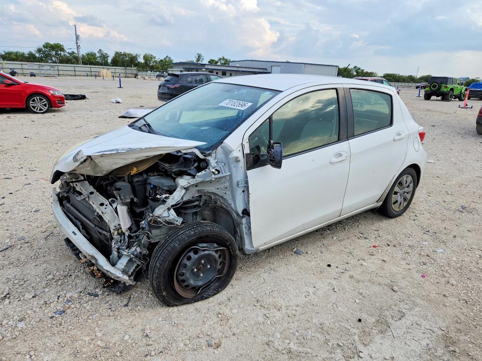 70182696 :رقم المزاد ، JTDKTUD38CD538521 vin ، 2012 Toyota Yaris مزاد بيع