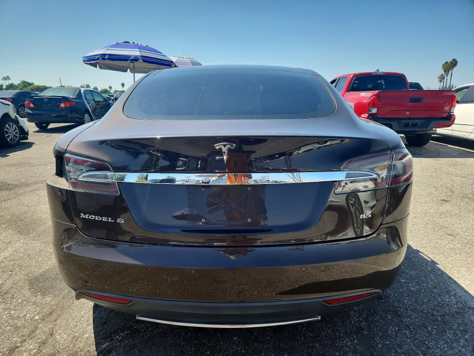 Продажа на аукционе авто 2014 Tesla Model S, vin: 5YJSA1H16EFP61004, номер лота: 65957876