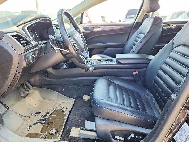 67445176 :رقم المزاد ، 3FA6P0CD8KR130198 vin ، 2019 Ford Fusion مزاد بيع
